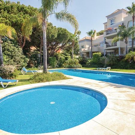 Beautiful Apartment In Marbella-Cabopino With 2 Bedrooms, Wifi And Outdoor Swimming Pool Exteriör bild