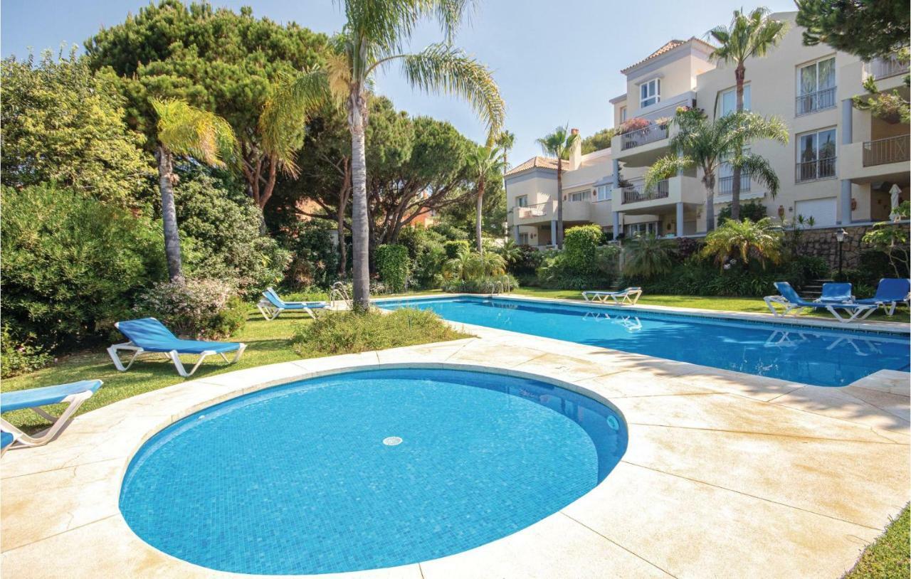 Beautiful Apartment In Marbella-Cabopino With 2 Bedrooms, Wifi And Outdoor Swimming Pool Exteriör bild